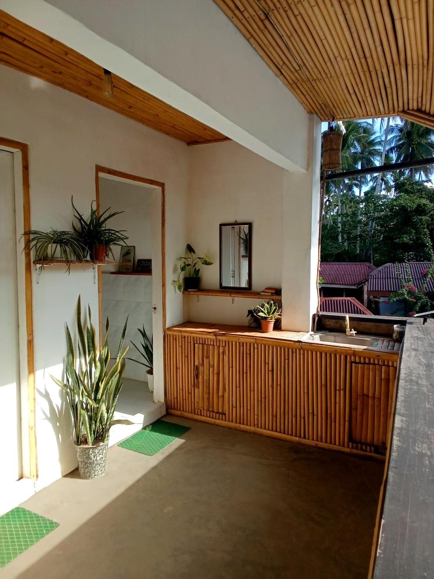 Lazy Juan Beach House Nacpan Эль-Нидо Экстерьер фото